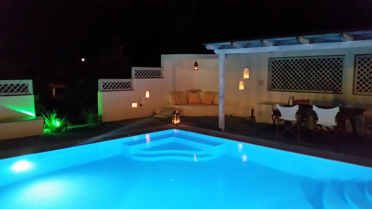 Villa Costa Hydra Plépi 外观 照片