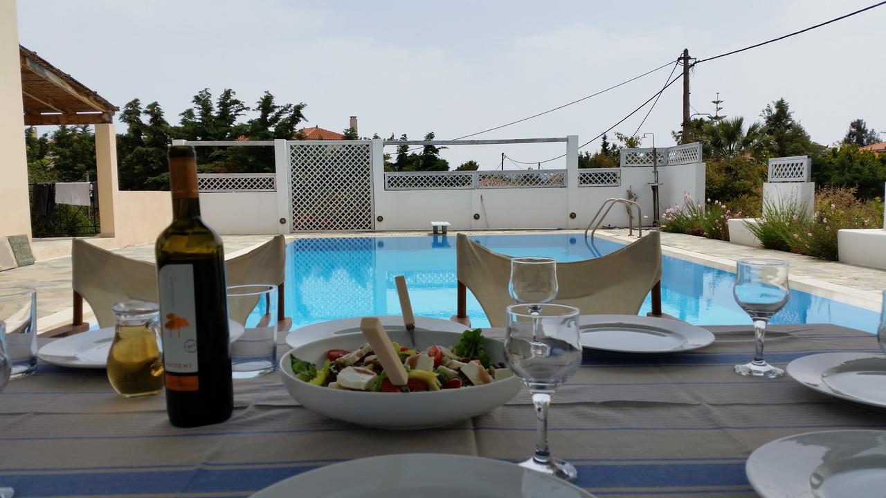 Villa Costa Hydra Plépi 外观 照片